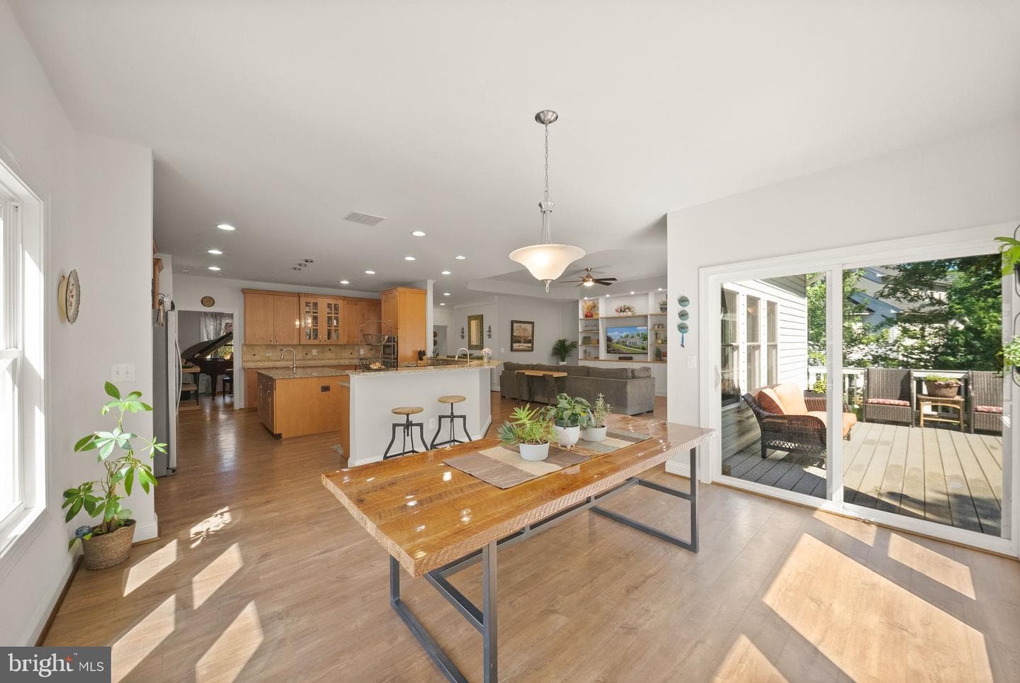 11677 Kahns Road photo 32
