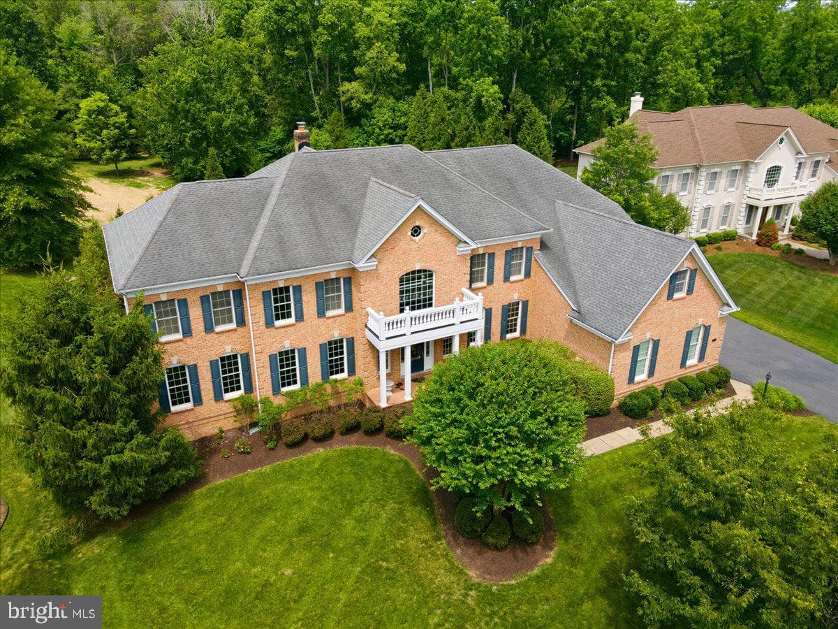 5808 Malvern Hill Court, Haymarket