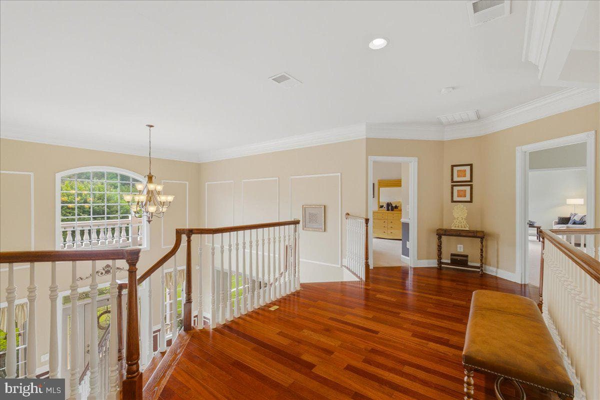 5808 Malvern Hill Court photo 38