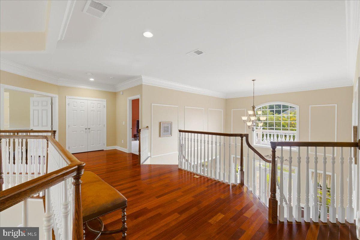 5808 Malvern Hill Court photo 39