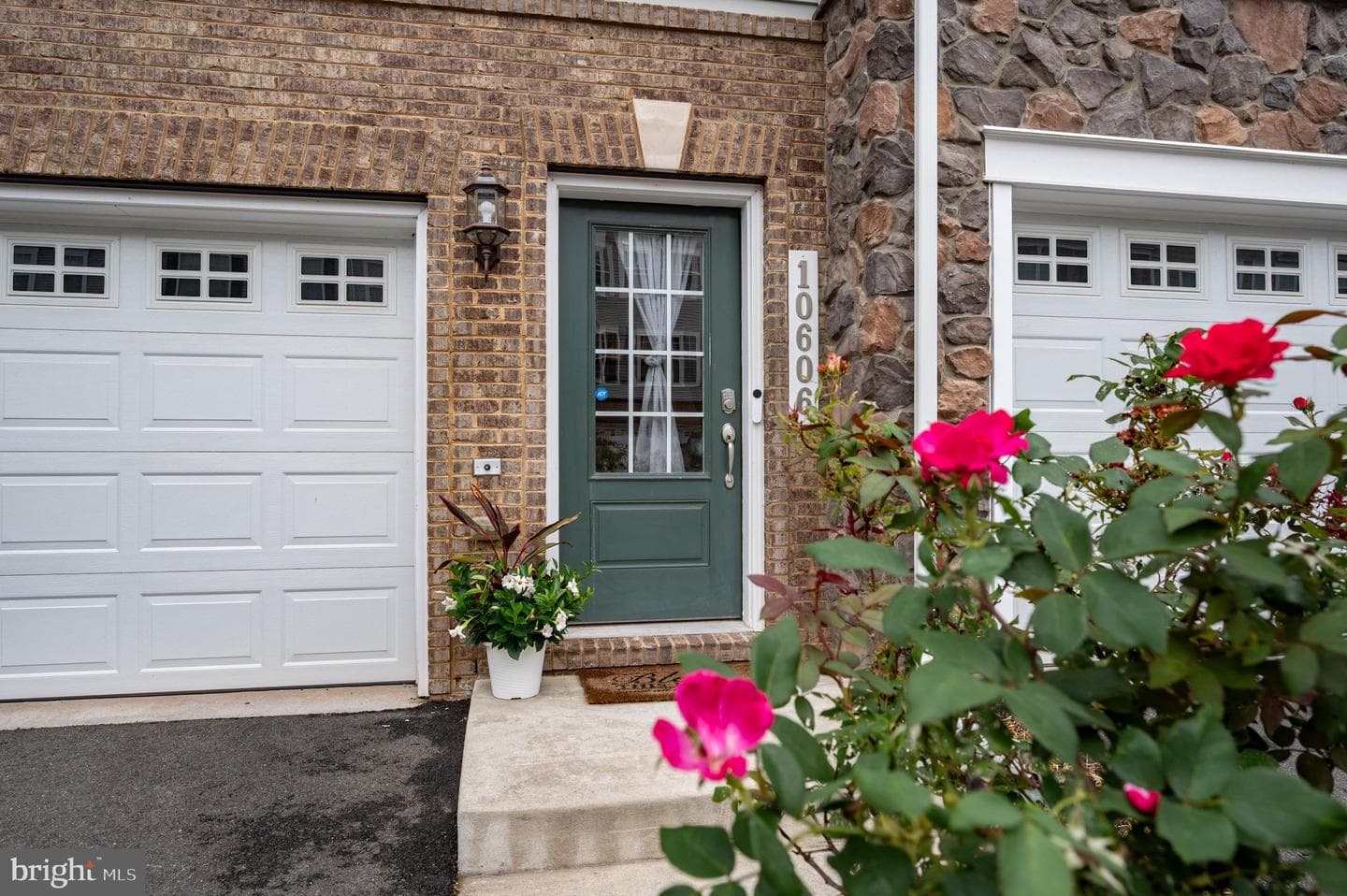 10606 Hinton Way photo 3