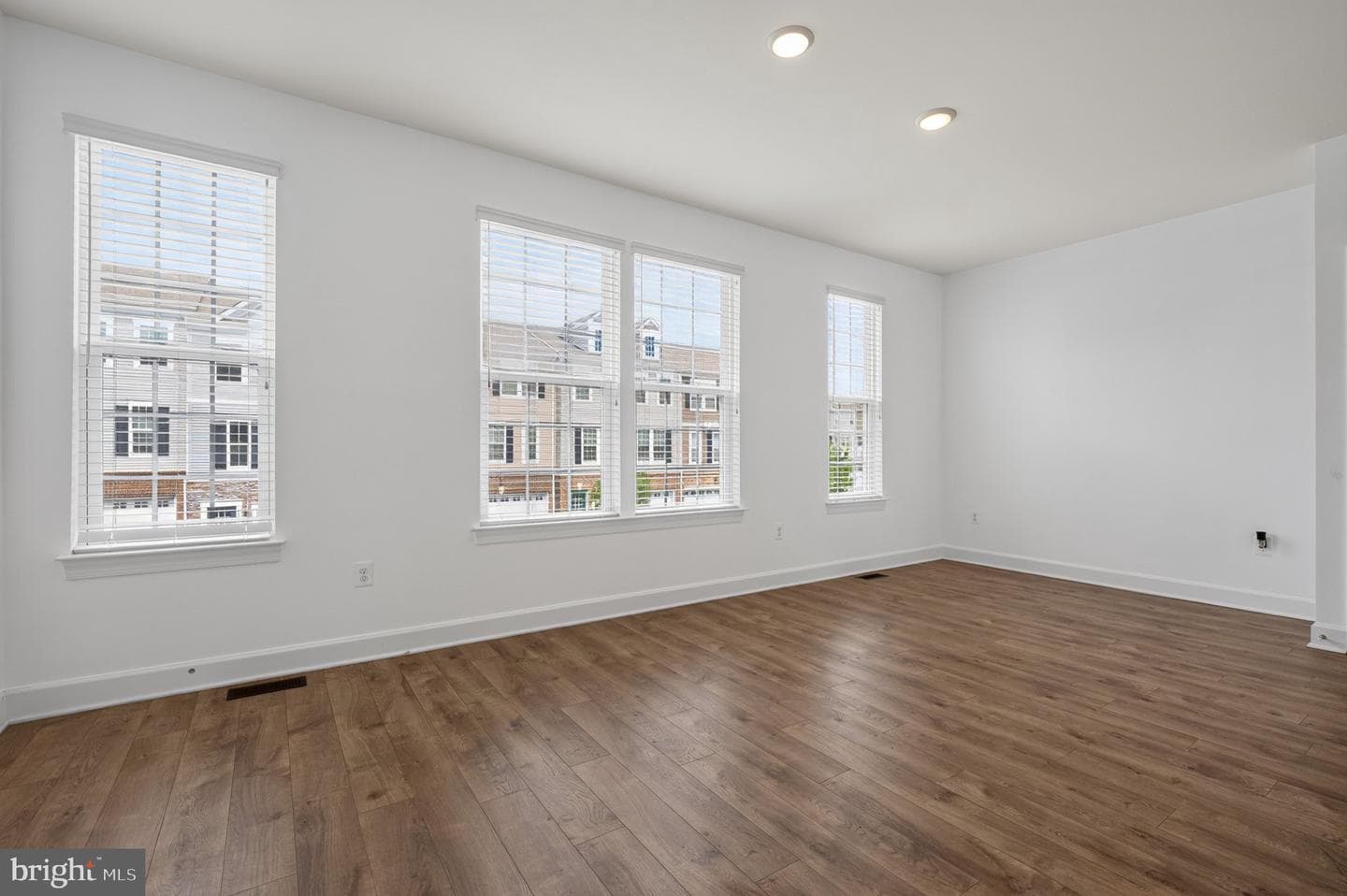 10606 Hinton Way photo 9