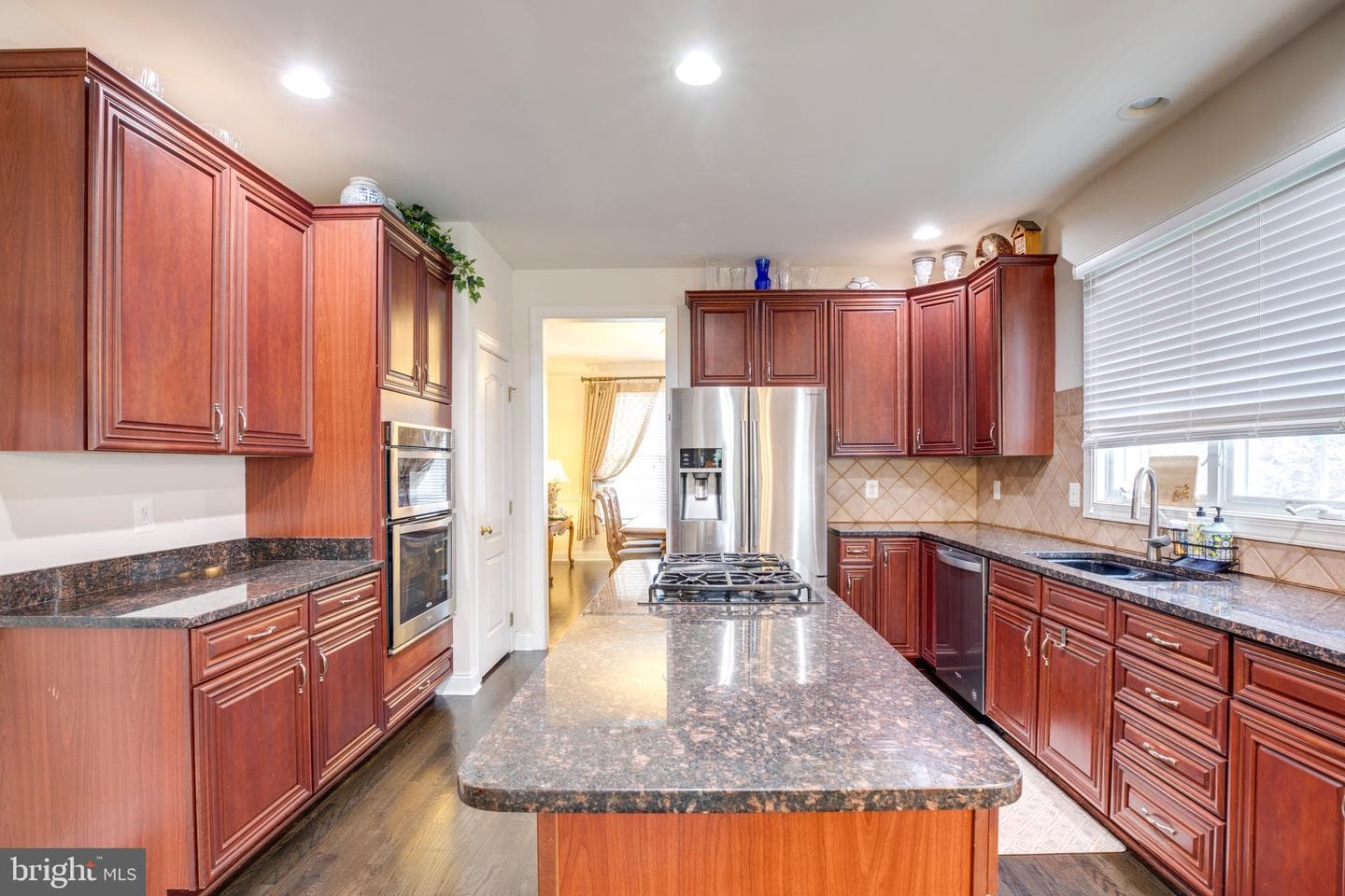 15613 Village Cove Place photo 18