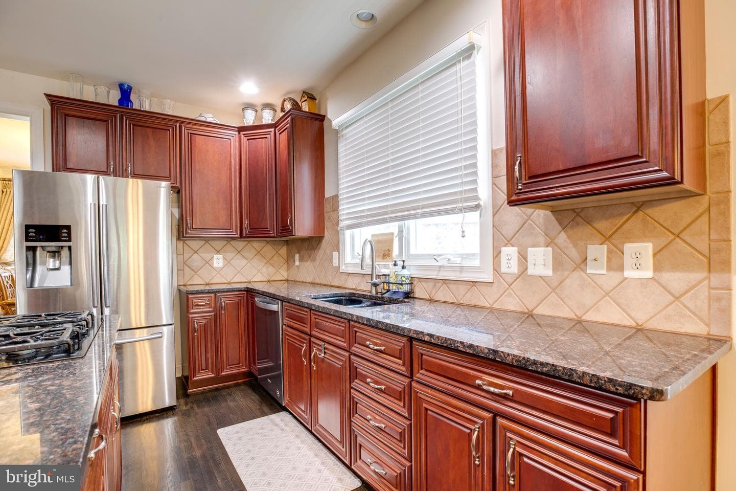 15613 Village Cove Place photo 19