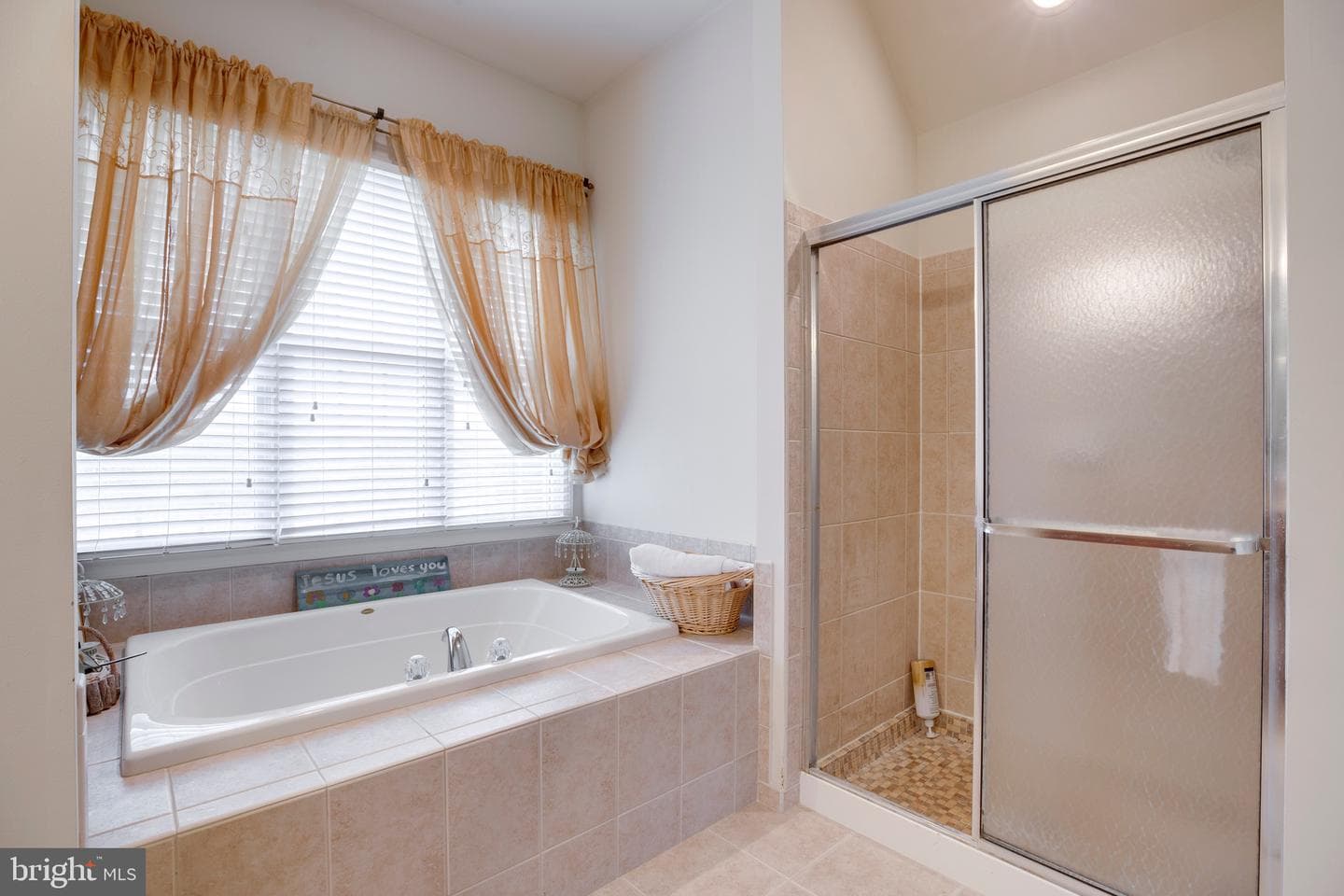 15613 Village Cove Place photo 44