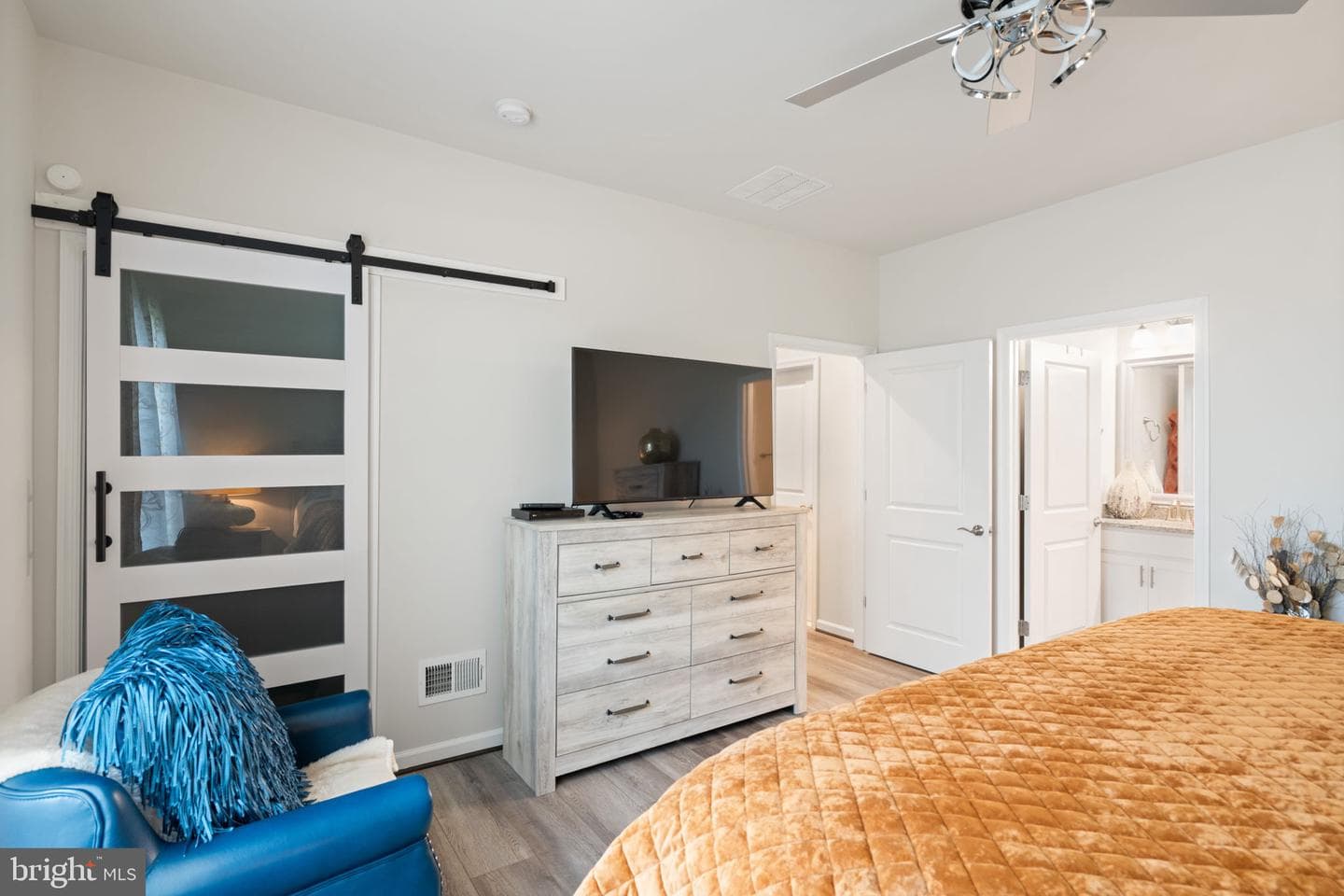 6773 Azalea Garden Lane photo 14