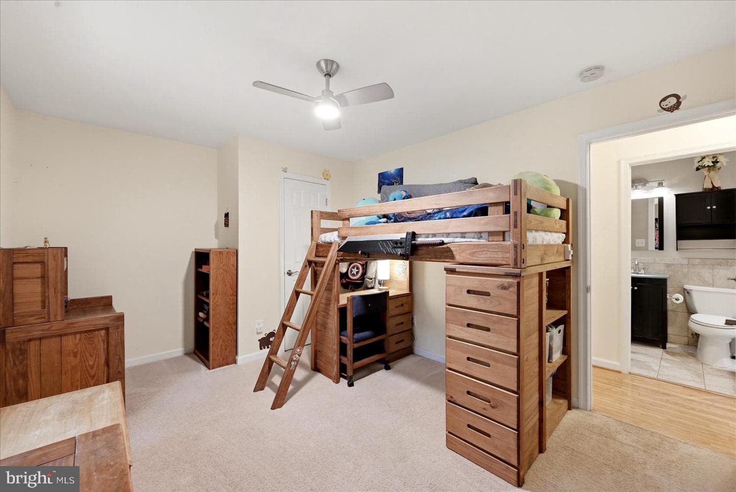 7366 Chardon Court photo 15