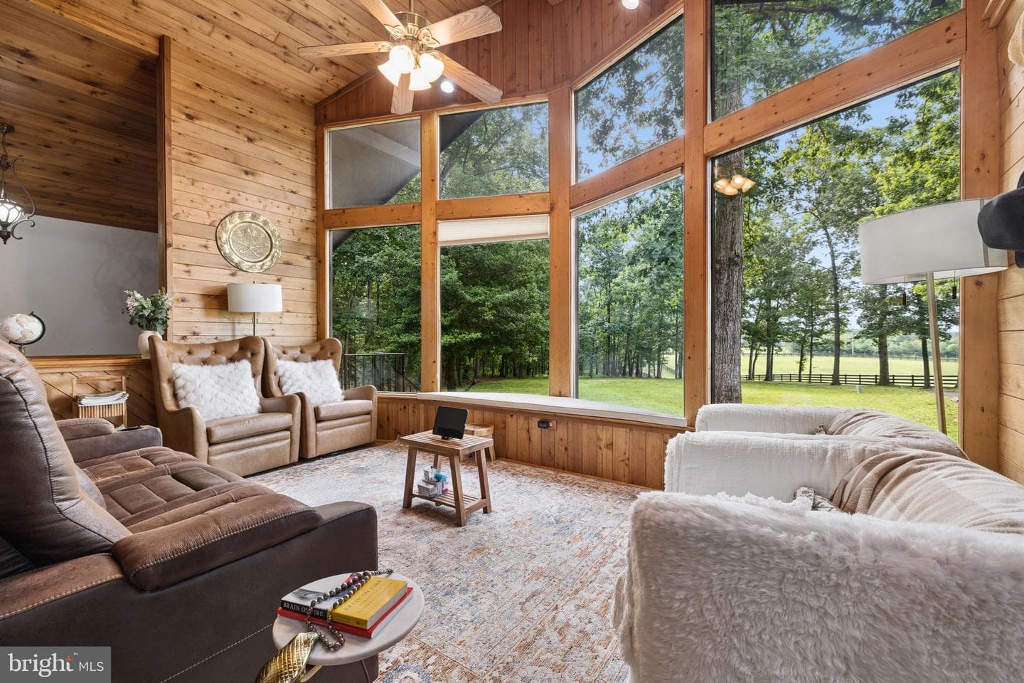 10904 Manley Road photo 9