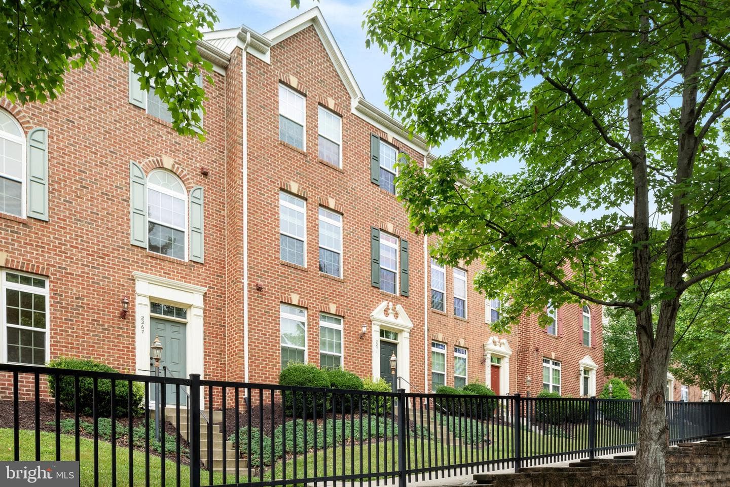 2271 Merseyside Drive, Woodbridge