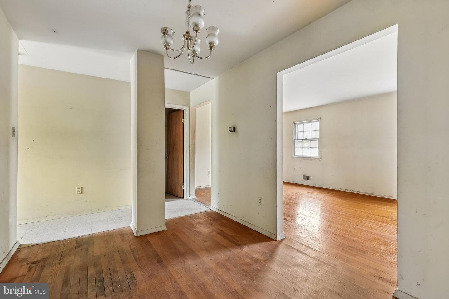 14447 Village Drive photo 11