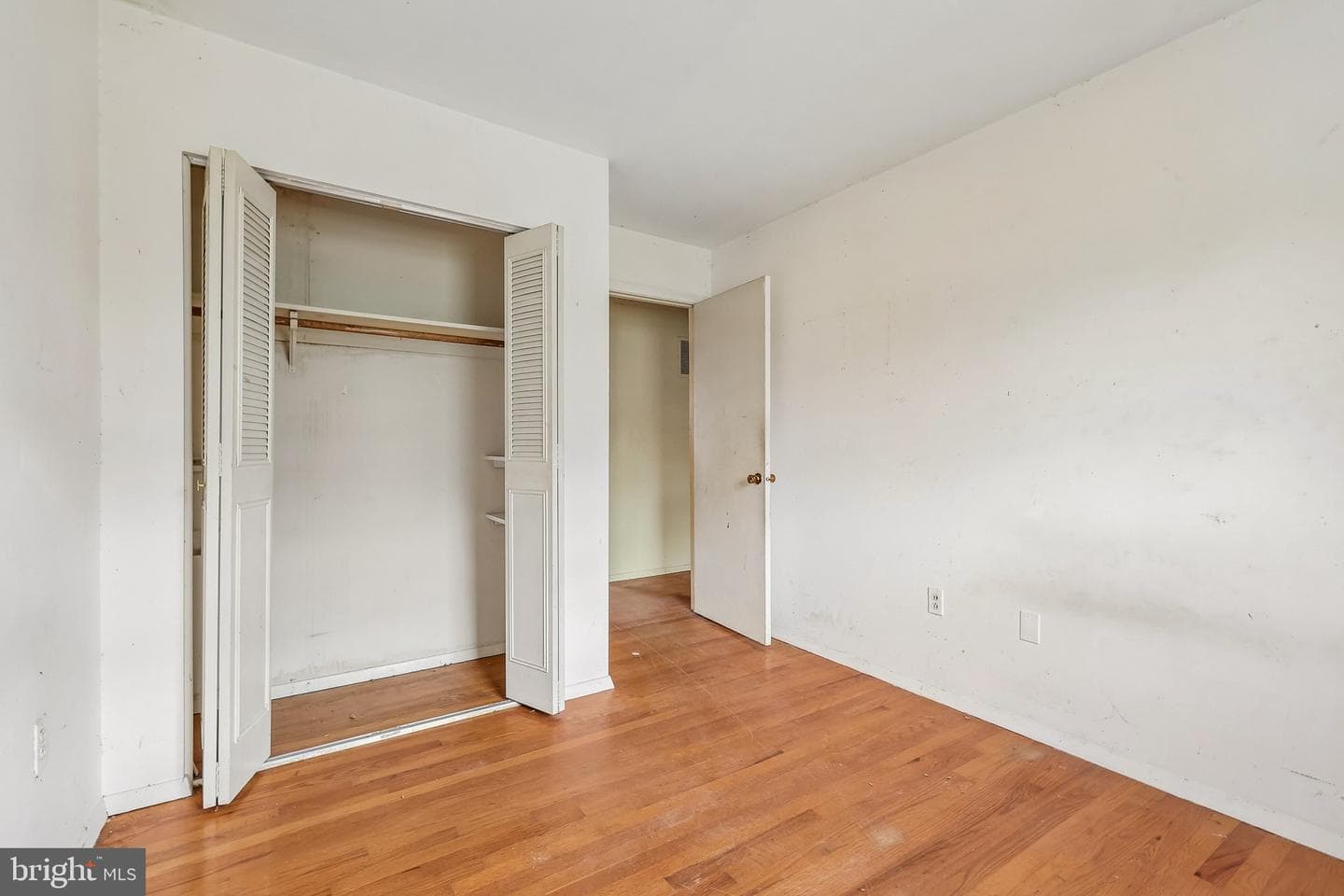 14447 Village Drive photo 28