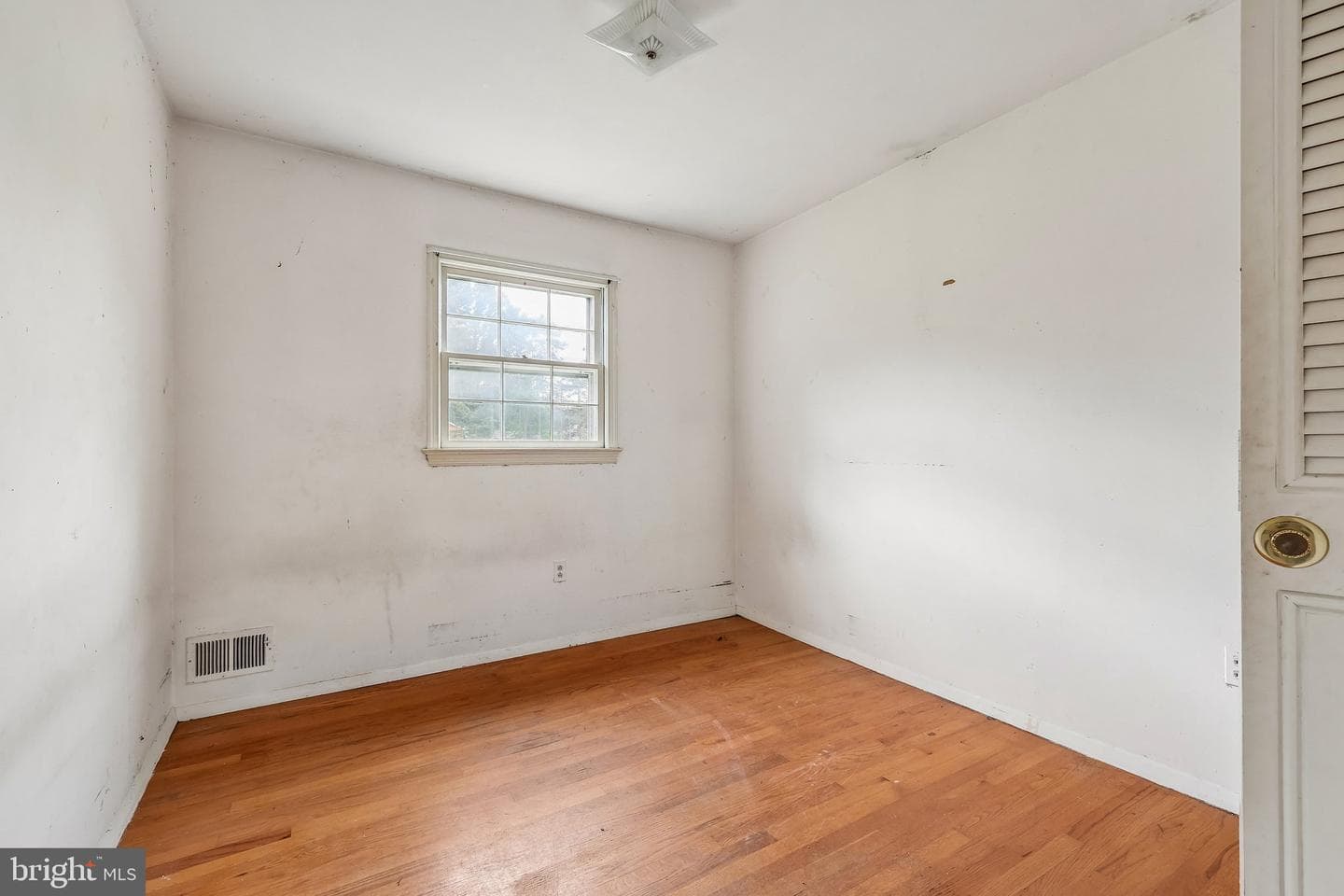 14447 Village Drive photo 30