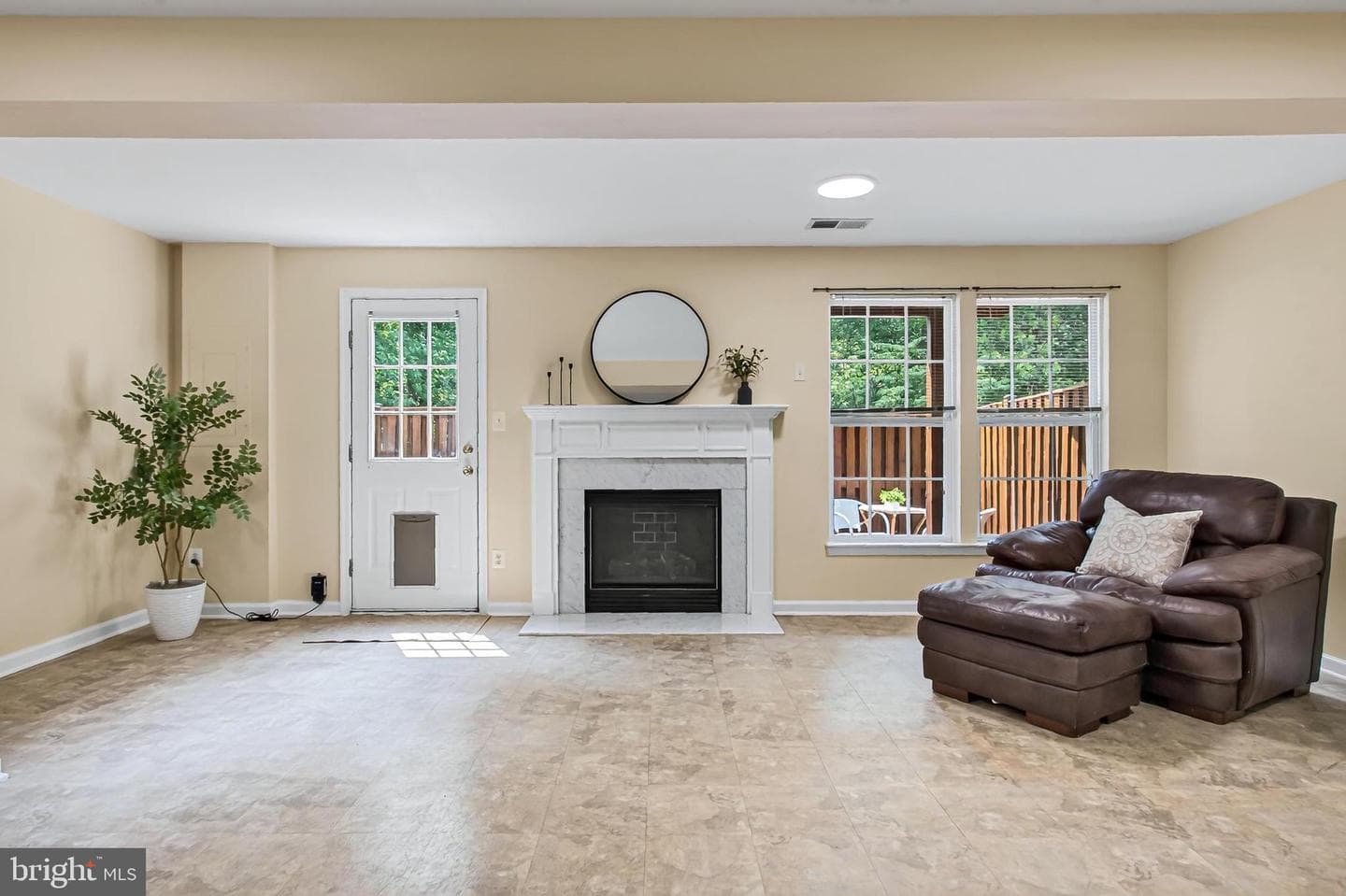 12460 Hadrians Court photo 40