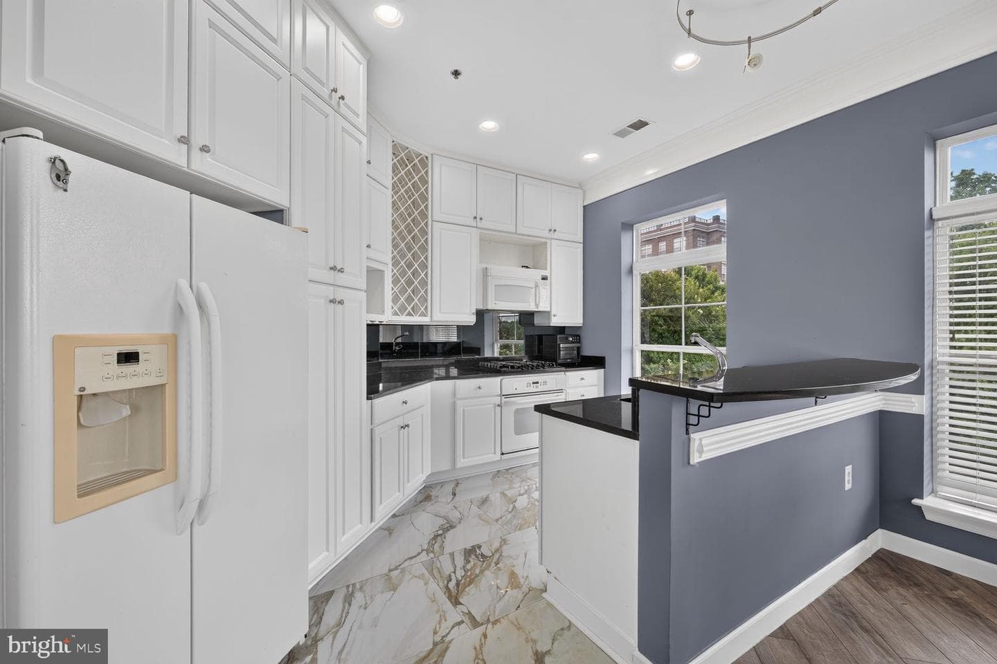 810 Belmont Bay Drive #204 photo 7