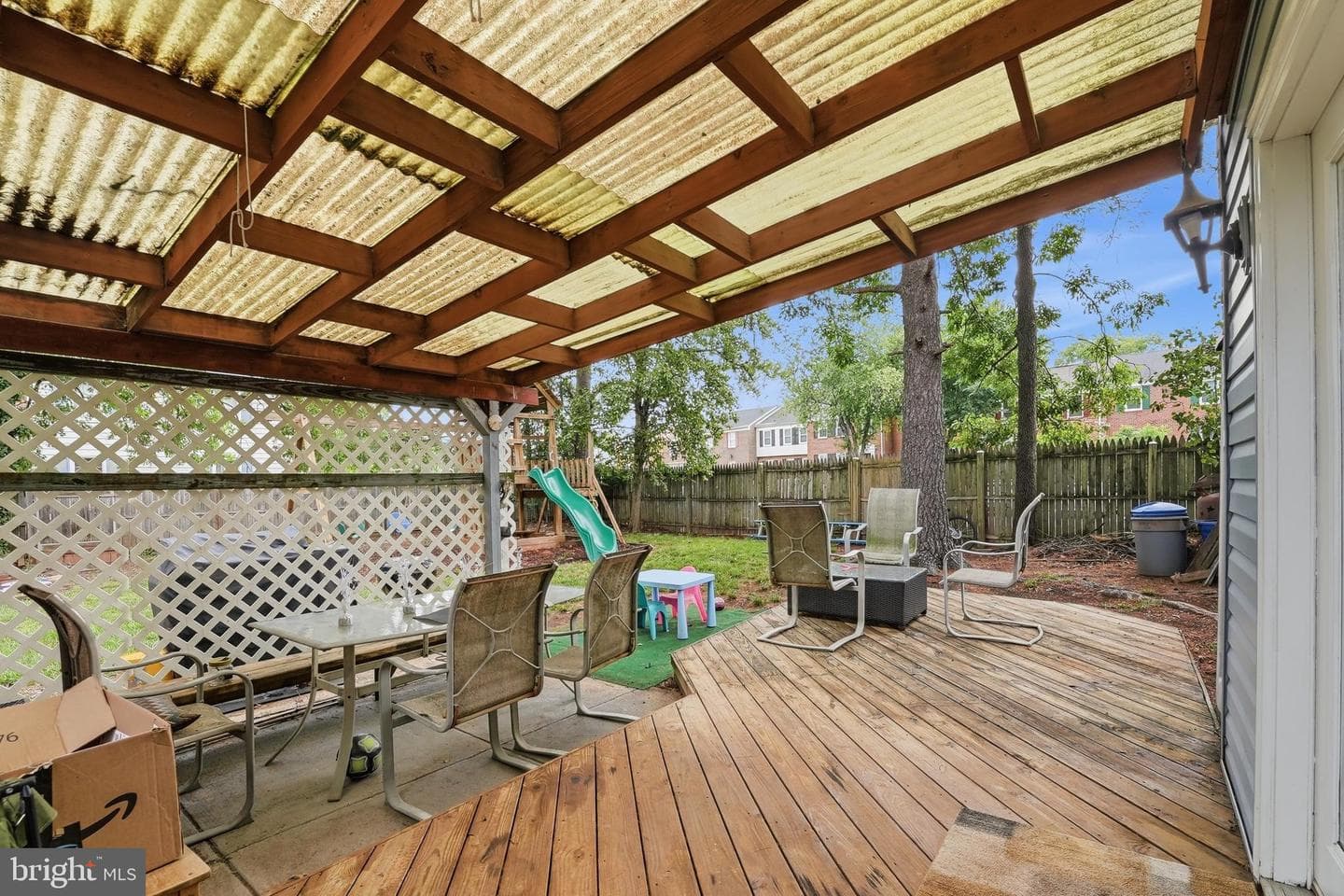10102 Henry Court photo 14