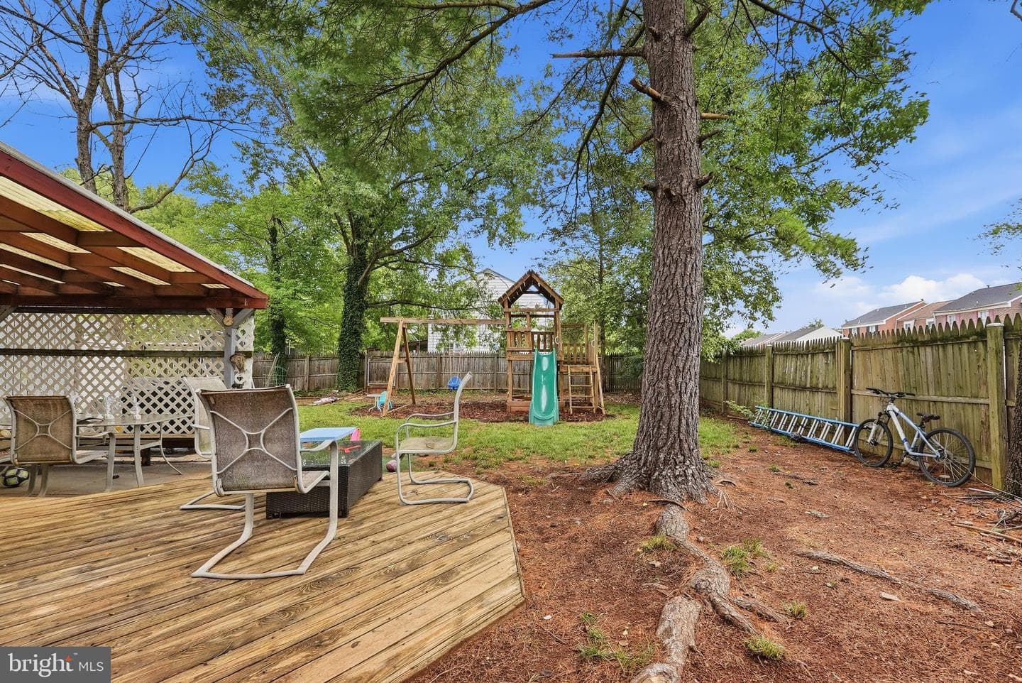 10102 Henry Court photo 15
