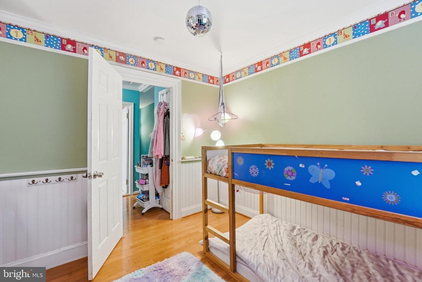 10102 Henry Court photo 21