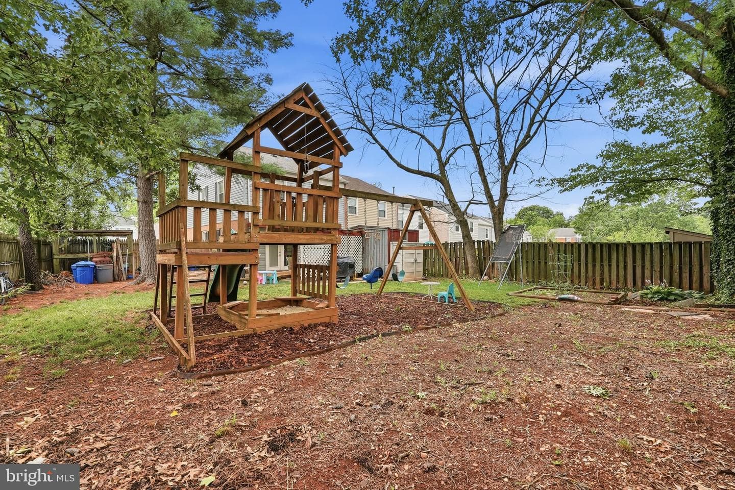 10102 Henry Court photo 27