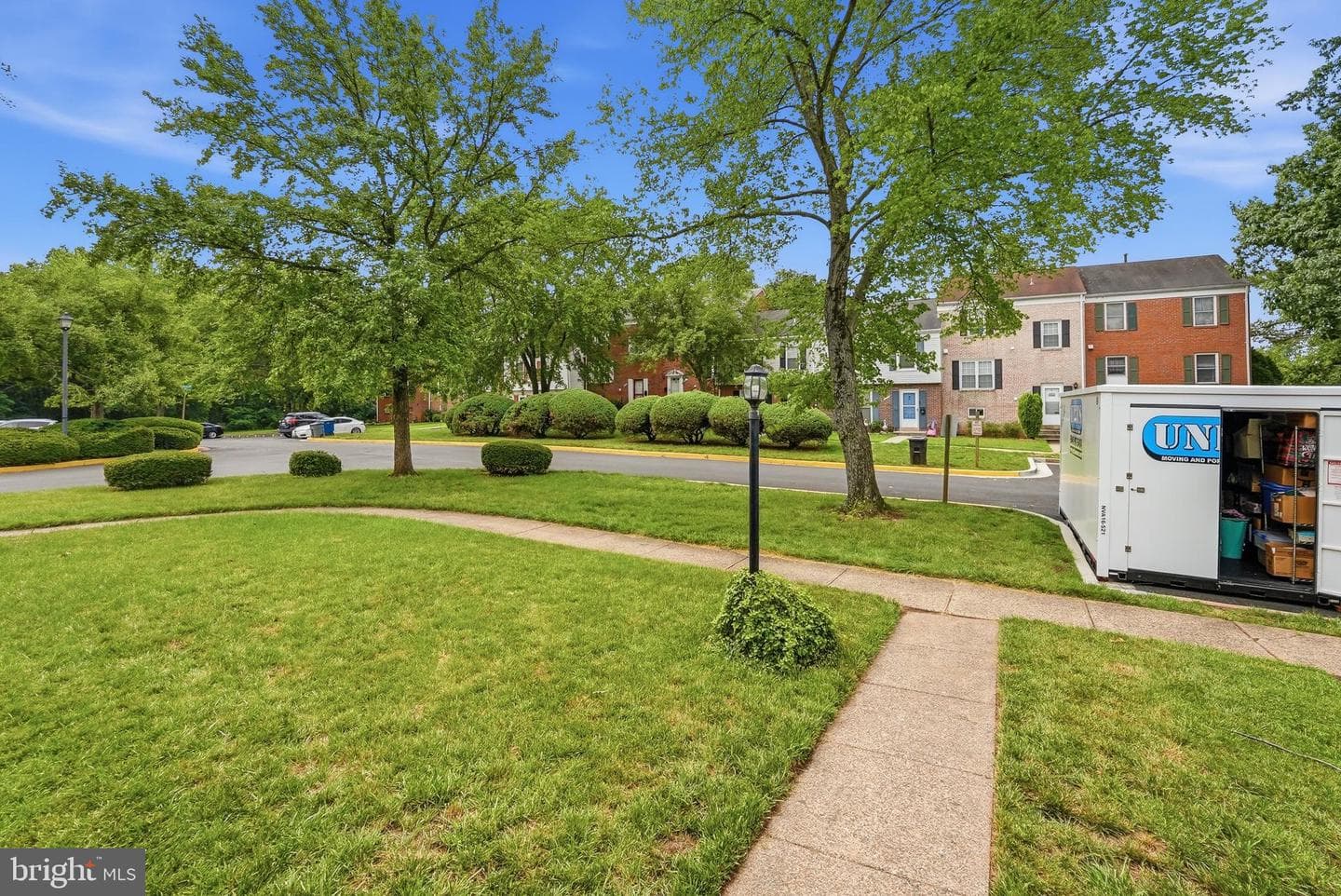 10102 Henry Court photo 32