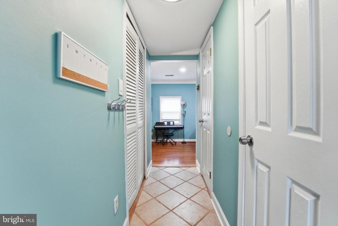 10102 Henry Court photo 4