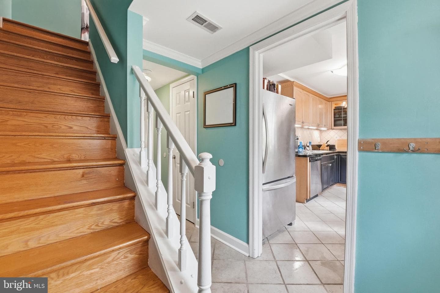 10102 Henry Court photo 5