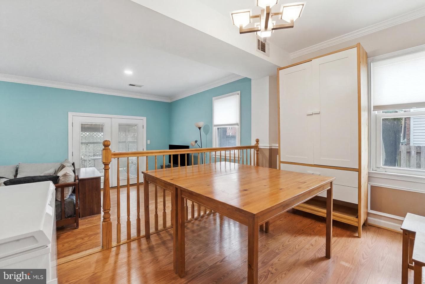 10102 Henry Court photo 9