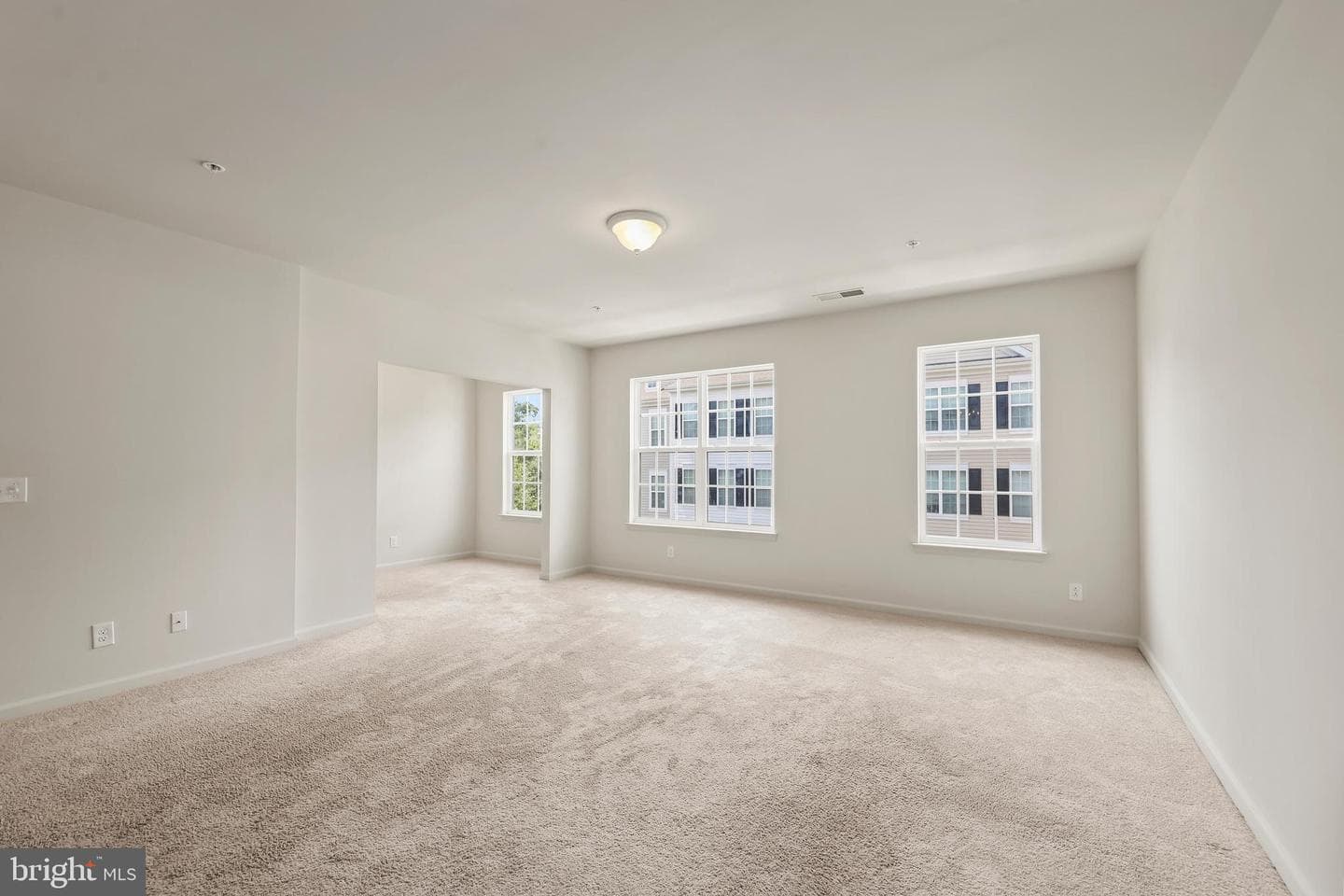 17028 Beveridge Drive photo 8