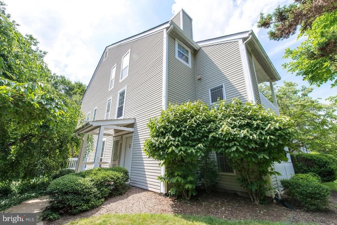12110 Cardamom Drive #12110, Woodbridge