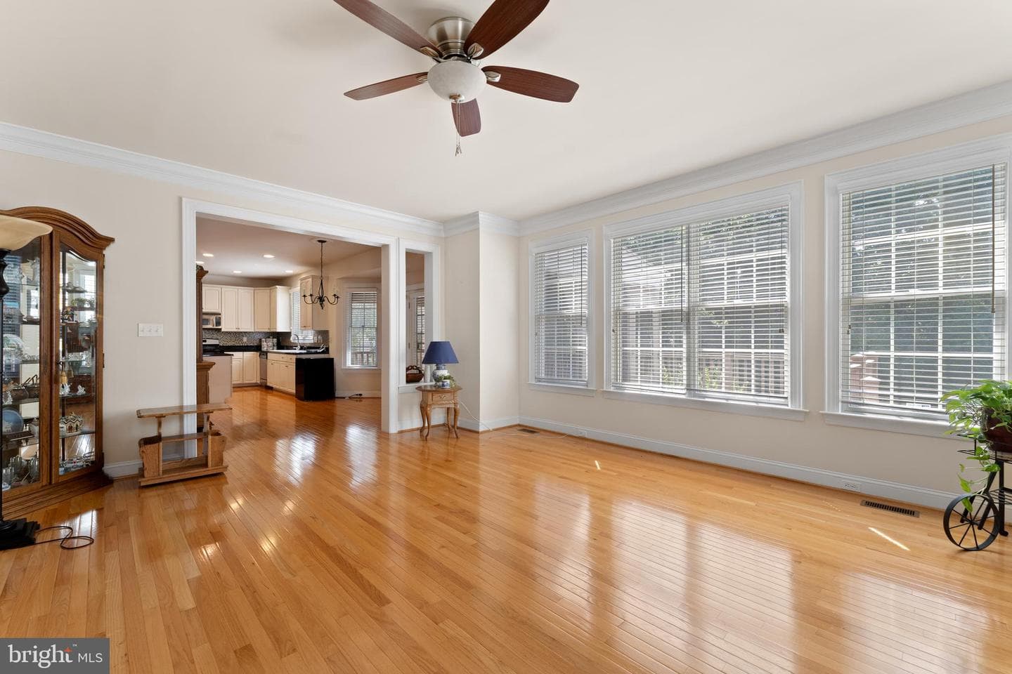 16505 Murray Place photo 17