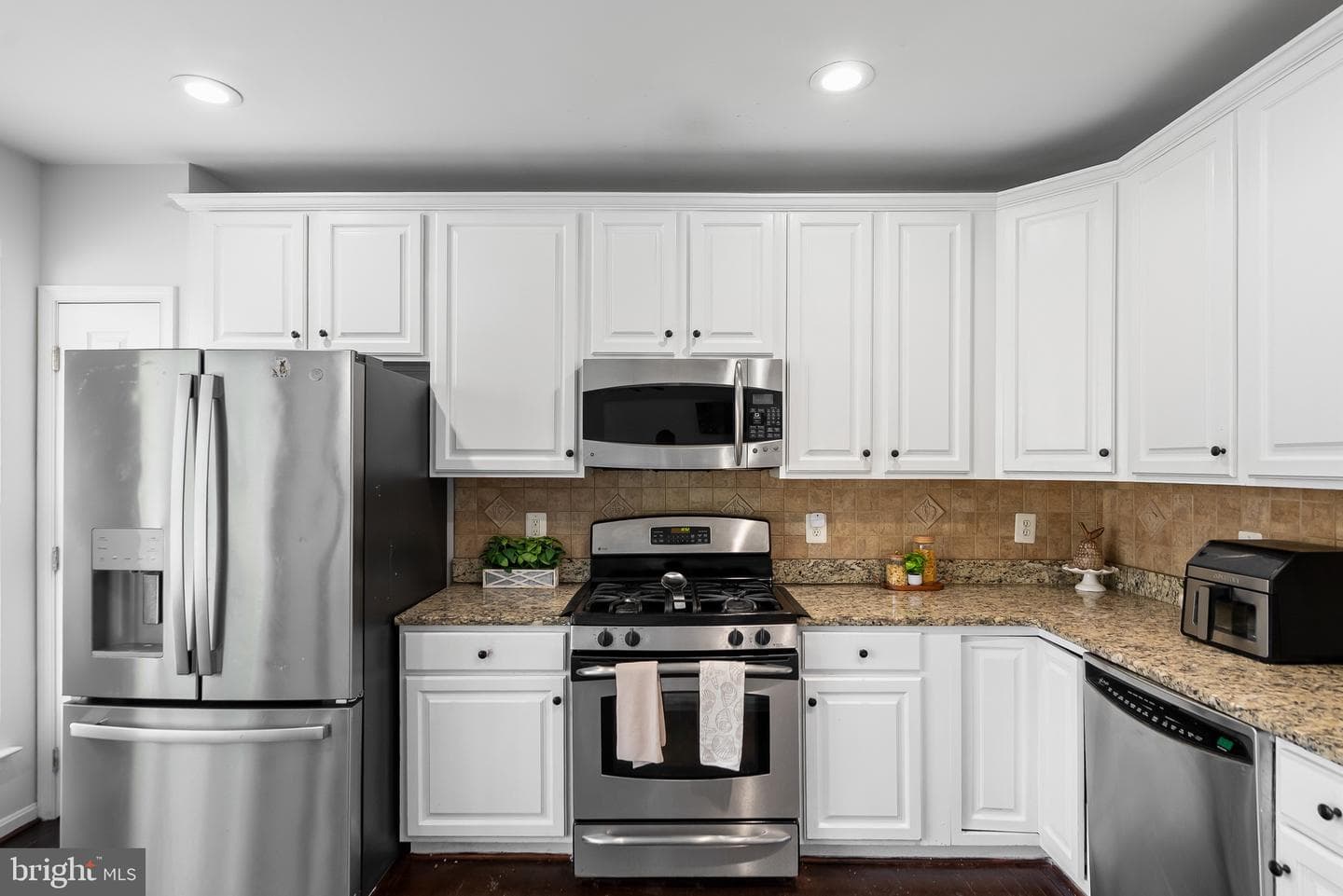 4309 Stone Mountain Court photo 16