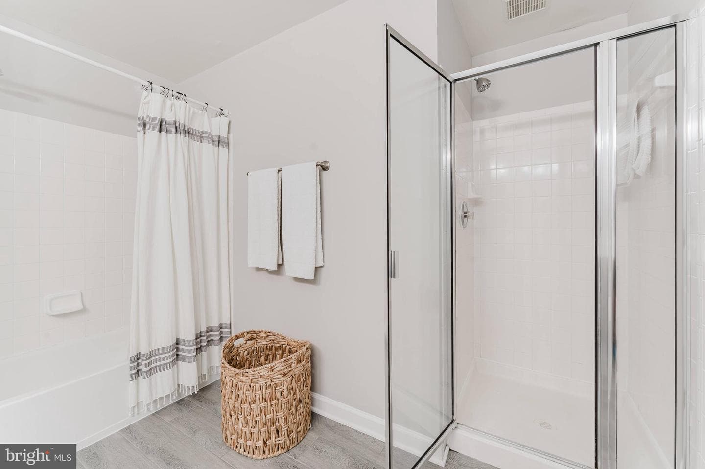 14144 Madrigal Drive photo 32