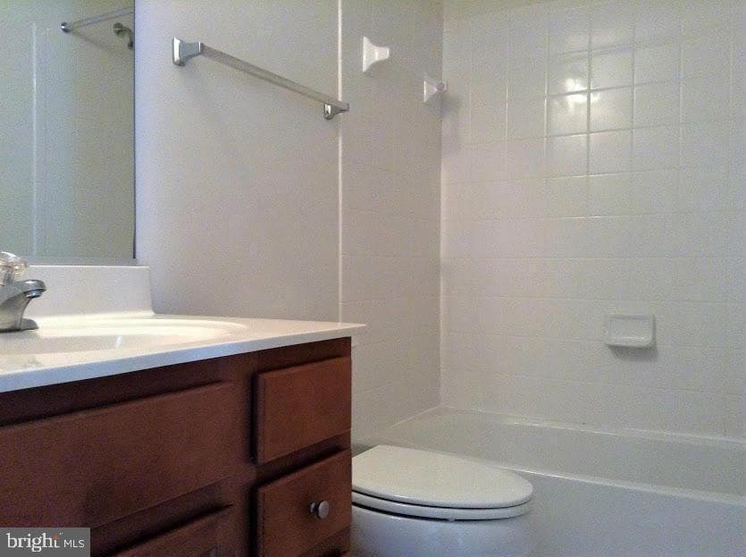 15332 Kensington Park Drive photo 17