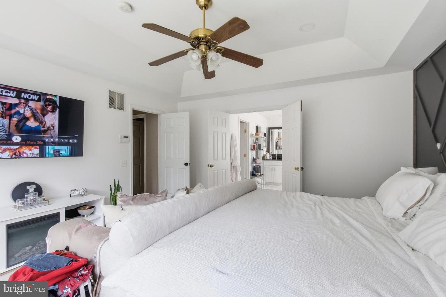 5880 Moonbeam Drive photo 27
