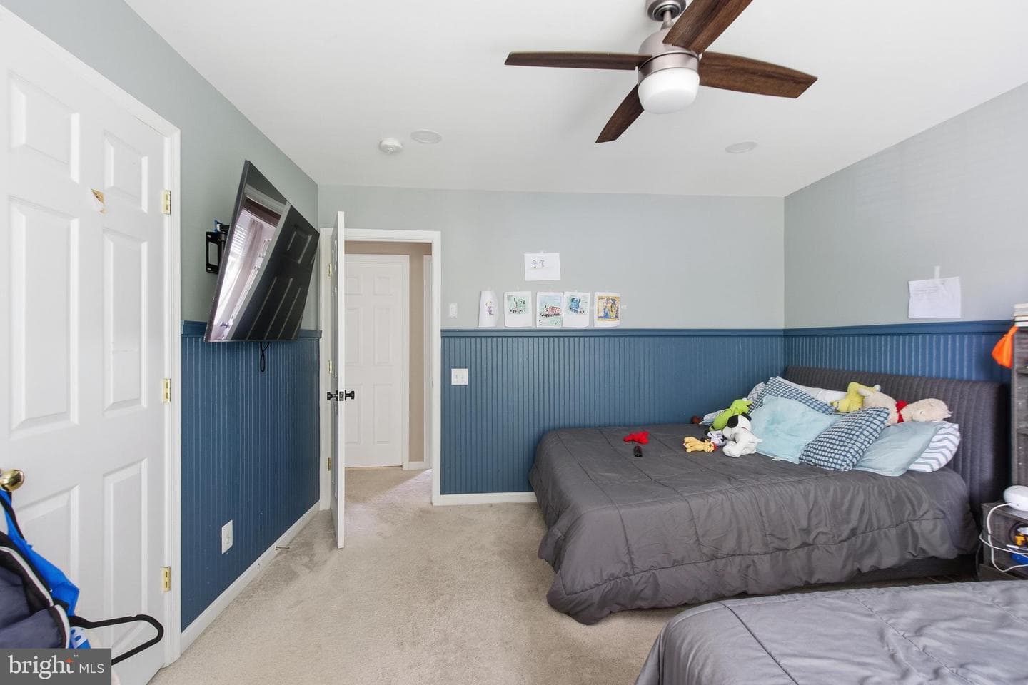 5880 Moonbeam Drive photo 37