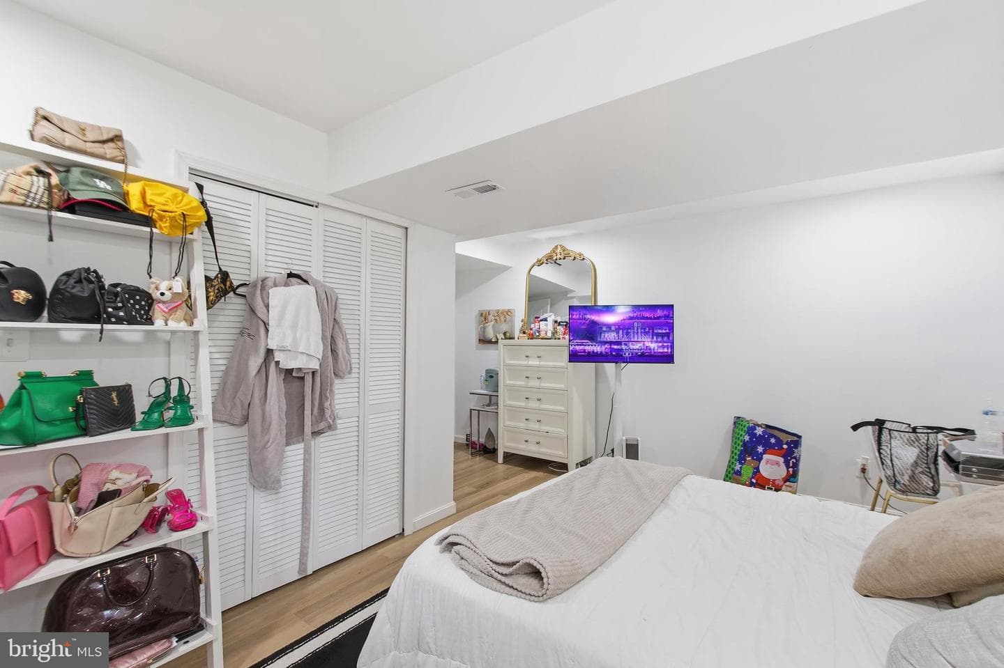 5880 Moonbeam Drive photo 48