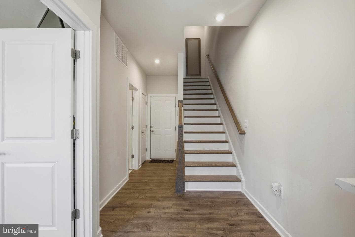 1790 Hickory Woods Road photo 6