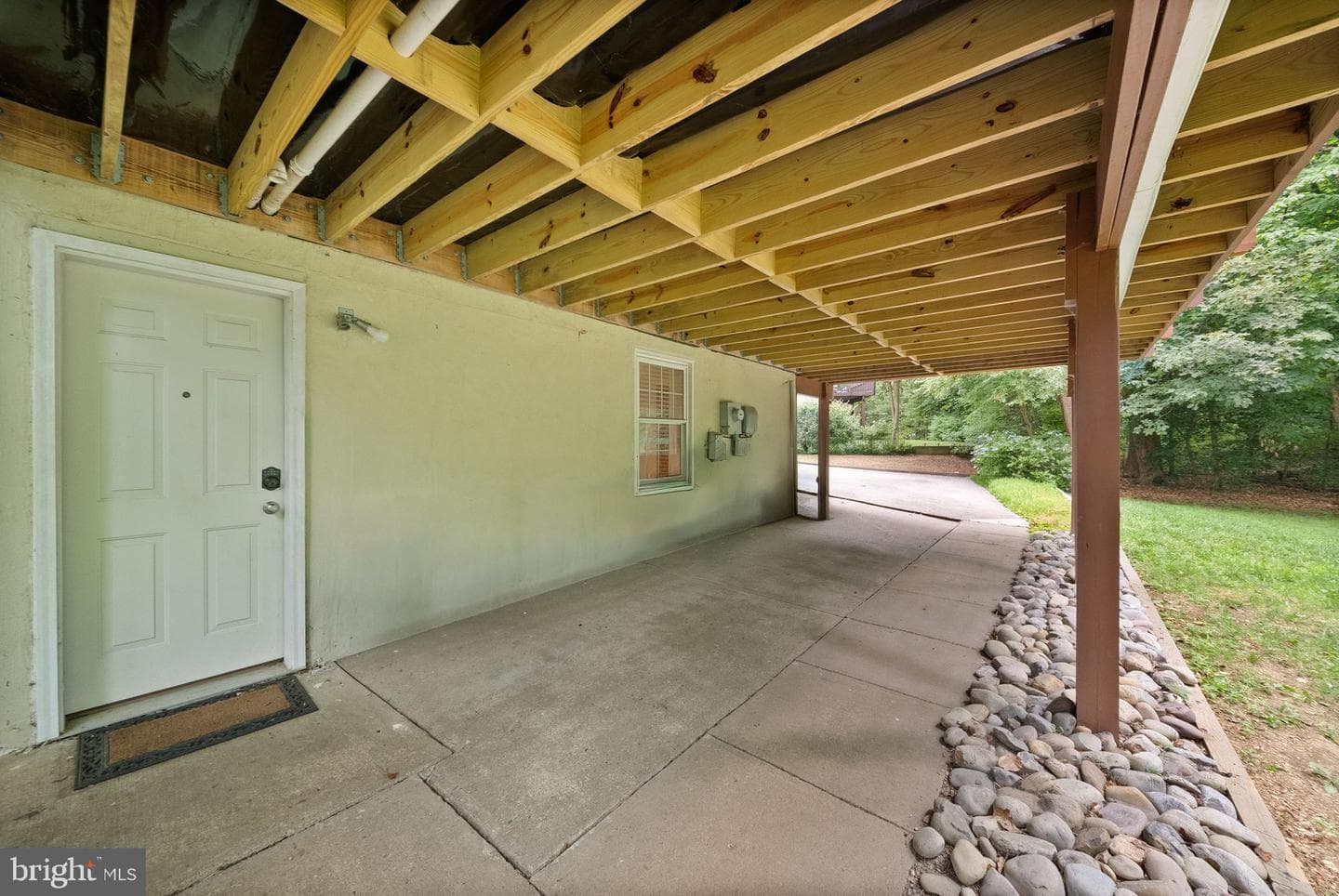 16210 Sheffield Drive photo 37