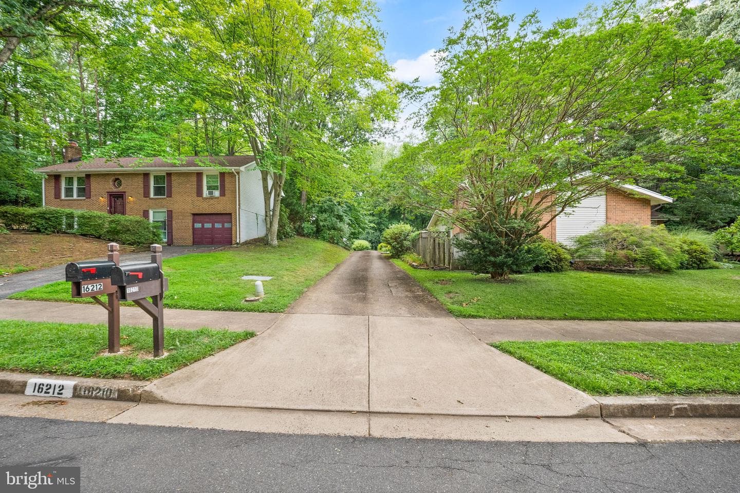 16210 Sheffield Drive photo 44