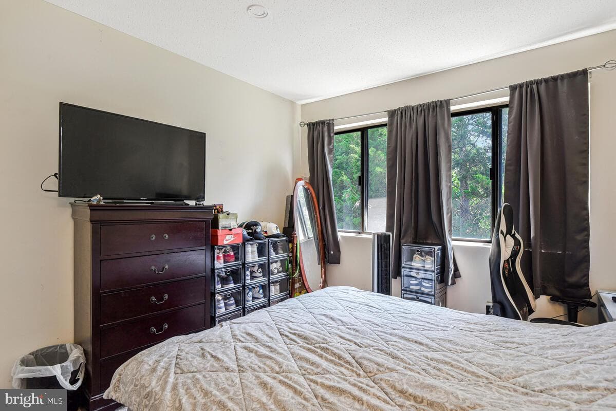15361 Grist Mill Terrace photo 25