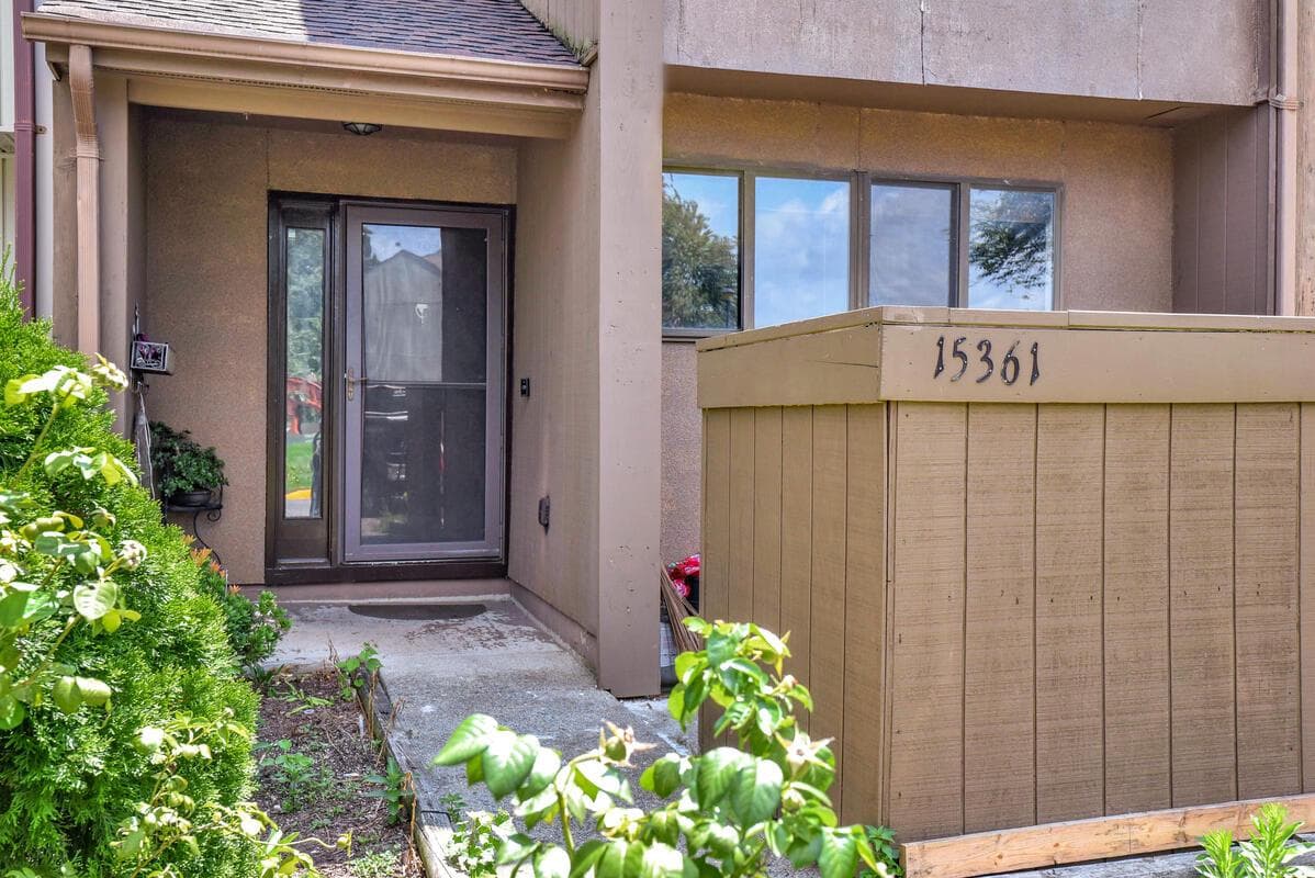 15361 Grist Mill Terrace photo 4