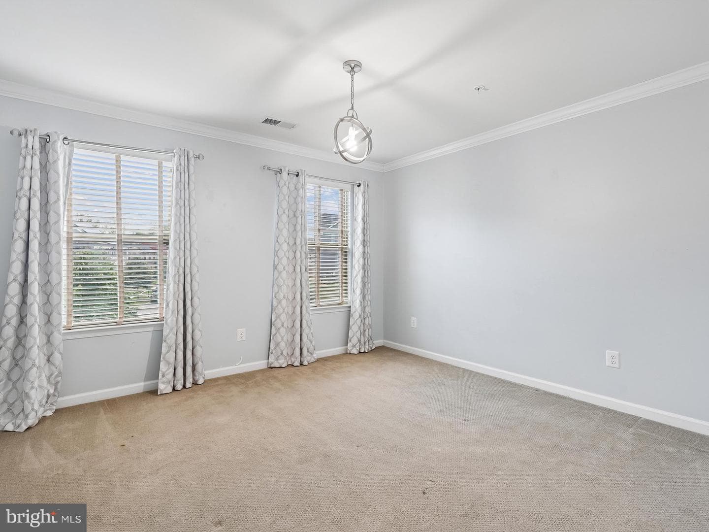 2301 Harmsworth Drive photo 34