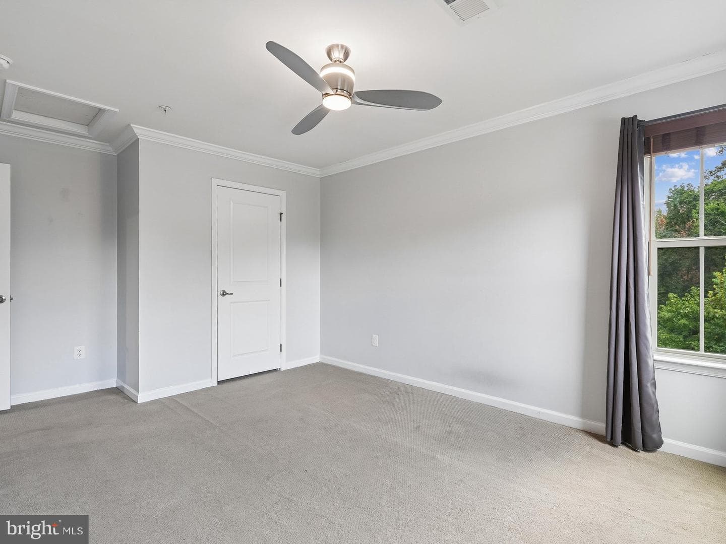 2301 Harmsworth Drive photo 40
