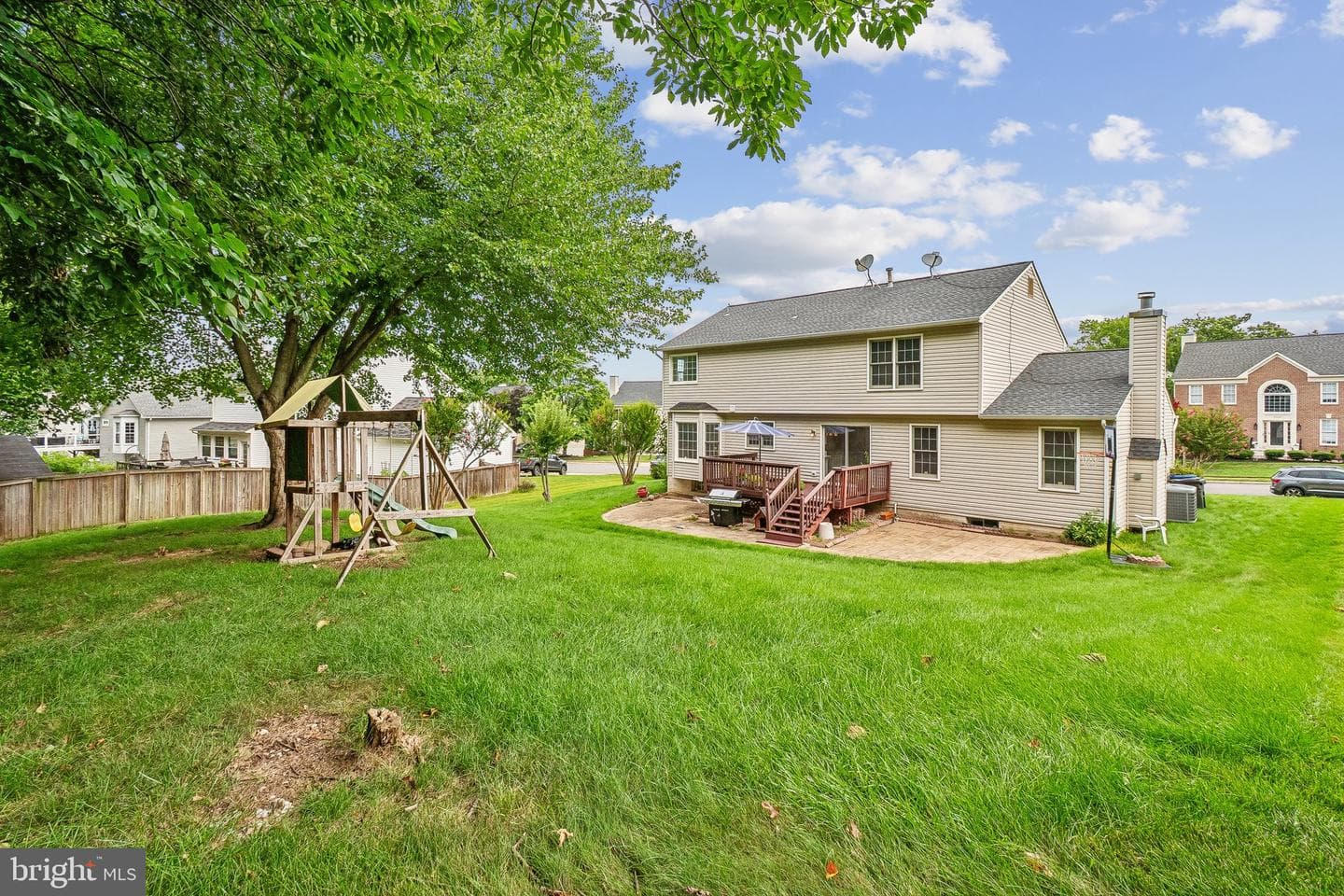 16069 Olmstead Lane photo 31