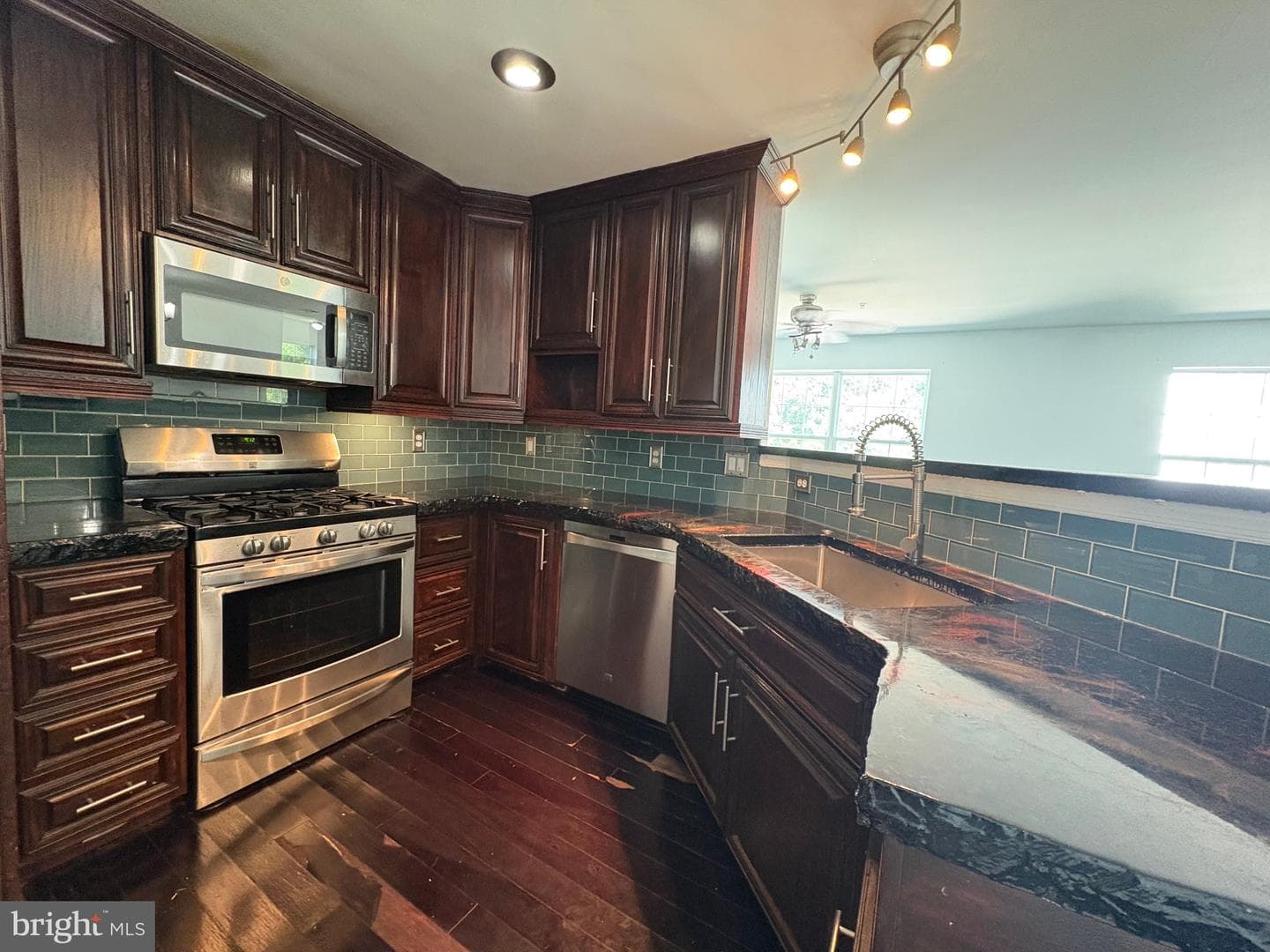 11124 Wortham Crest Circle photo 4