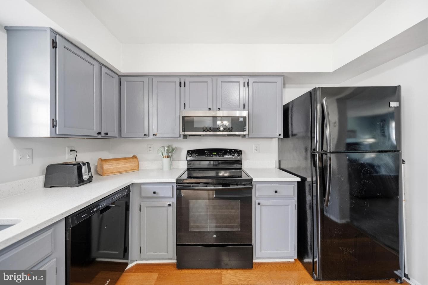 2874 Madeira Court photo 7