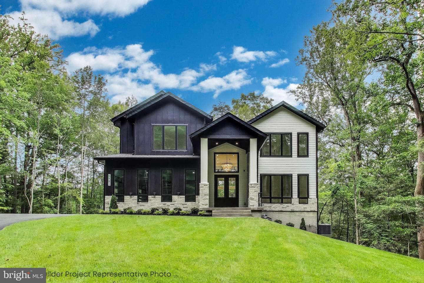 8130 Hillcrest Dr photo 17