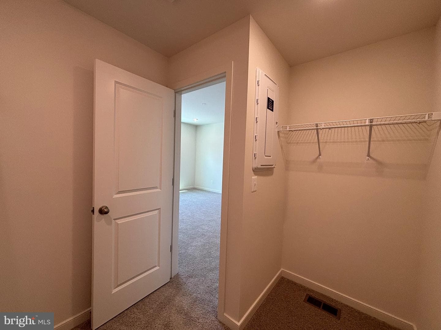 18002 Alicia Avenue photo 11