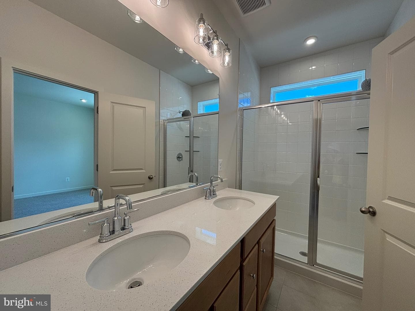 18002 Alicia Avenue photo 21