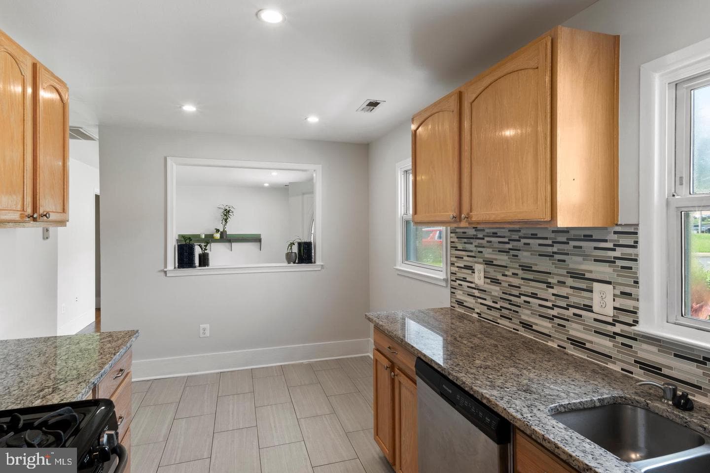 3709 Forestdale Avenue photo 34