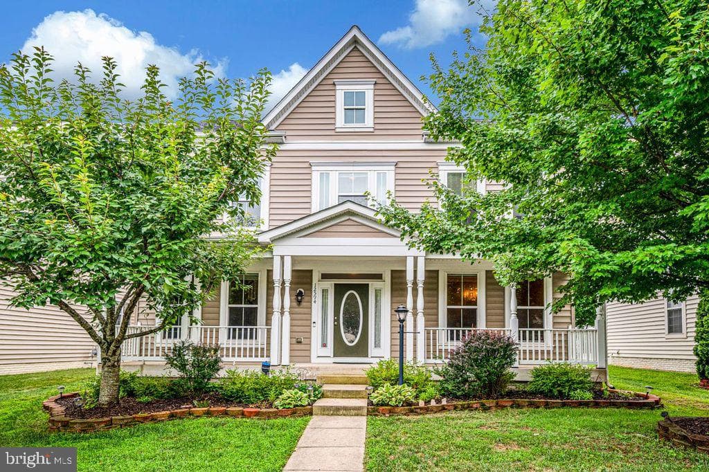 12594 Stone Lined Circle, Woodbridge